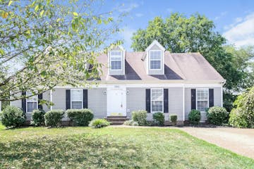 2921 Stapleton Dr Spring Hill, TN 37174